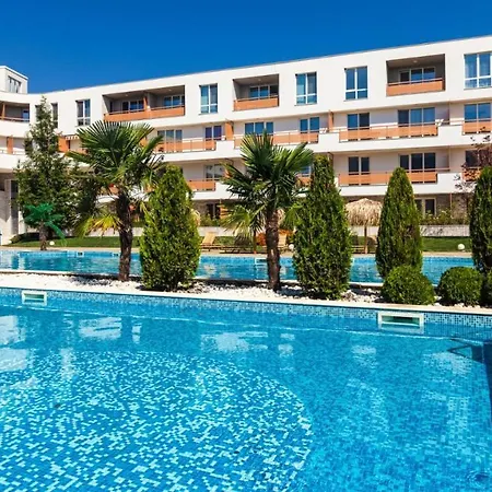 Brisas Garden Бургас