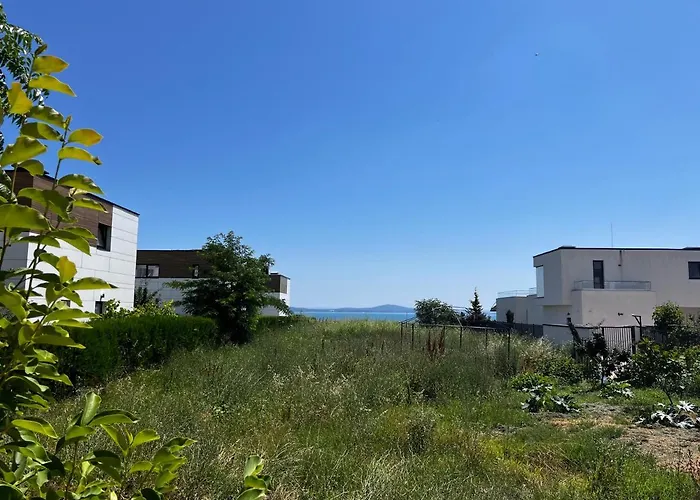 Brisas Garden Апартаменти Бургас