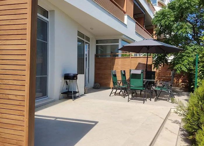 Brisas Garden Апартаменти